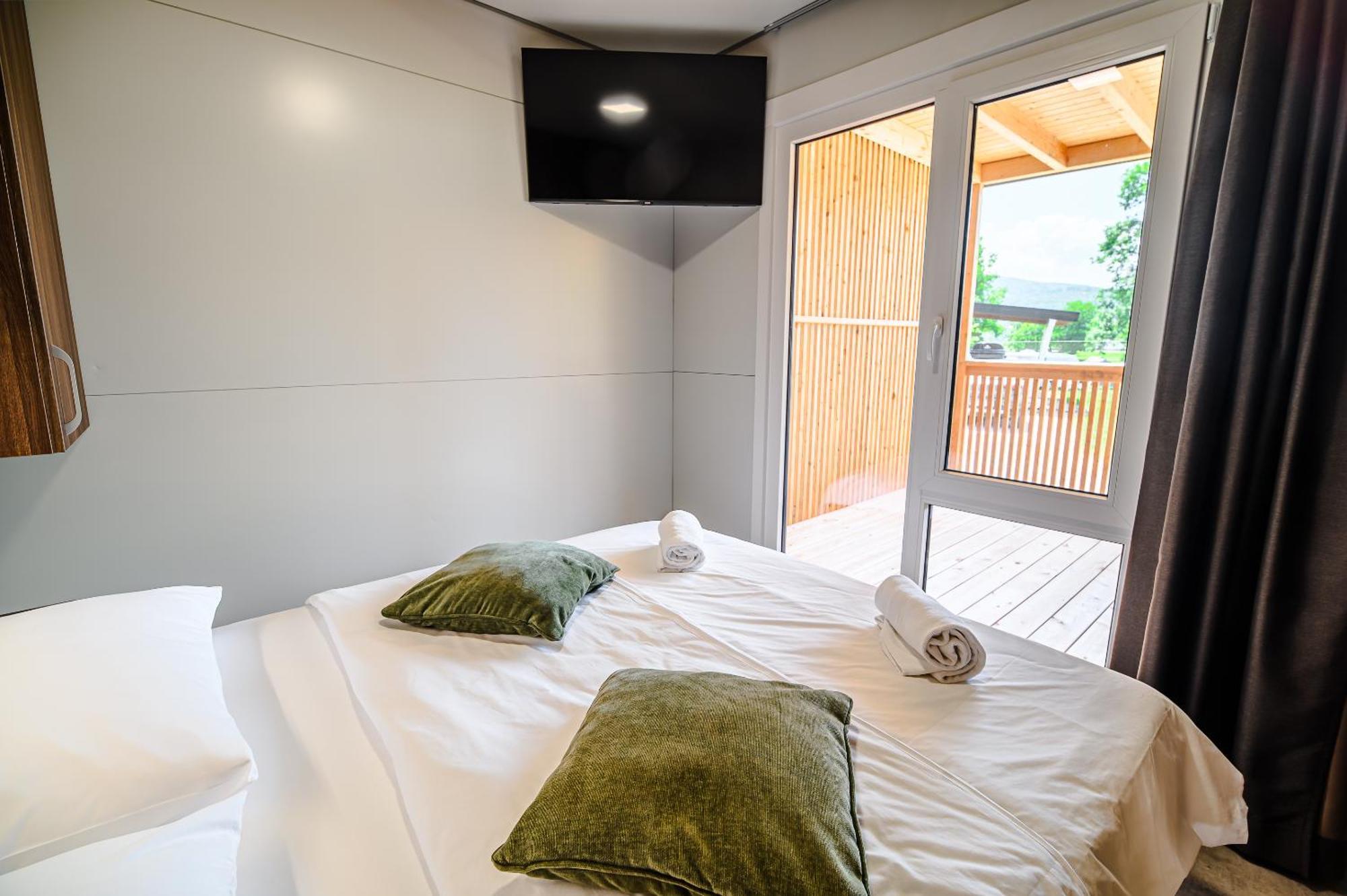 Premium Mobile Homes With Thermal Riviera Tickets 卡特兹奥布萨维 外观 照片